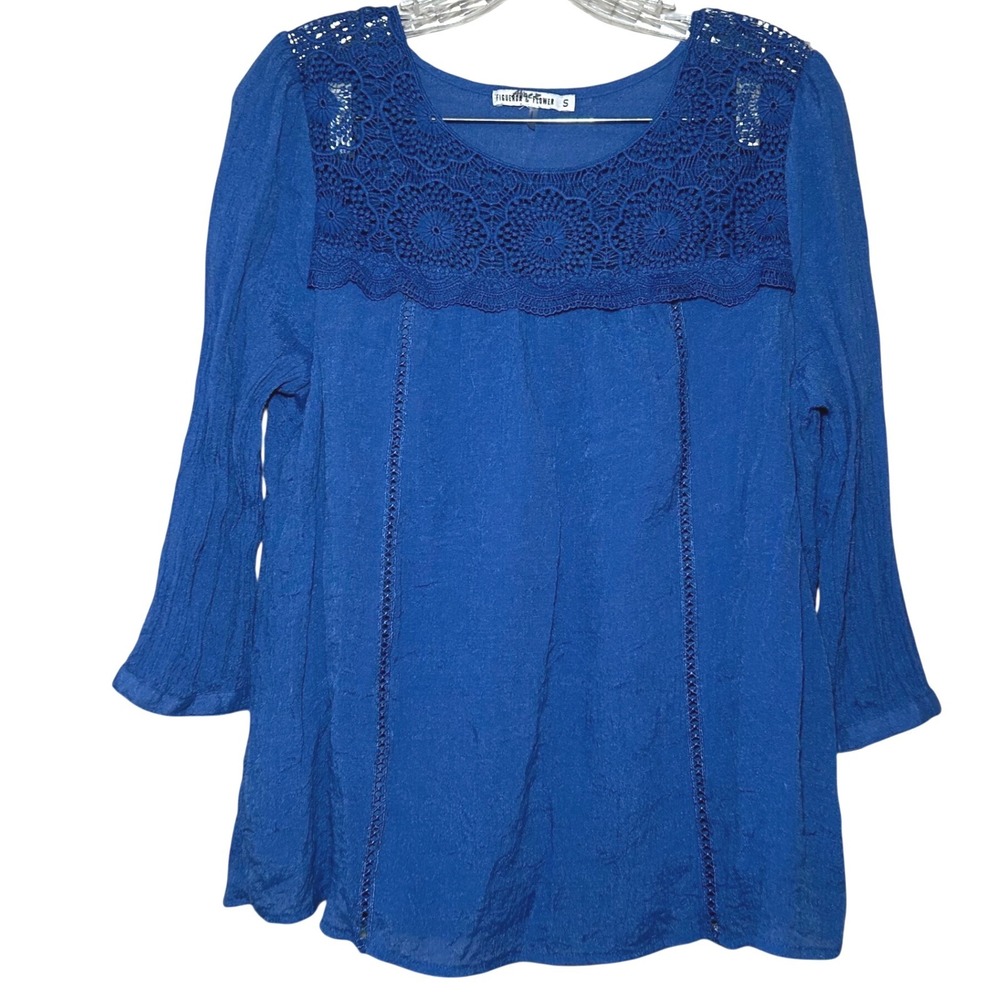 Figueroa & Flower Blue Lace Top Women's Size S boho festival feminine flowy